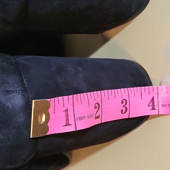 Black Kendall and Kylie Booties. - Picture 5 of 6